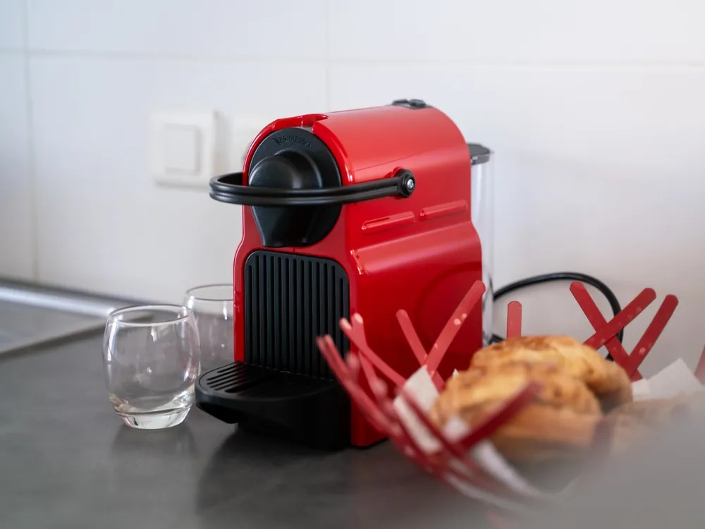 Machine à café et biscuits d'accueil à la Villa Sonatine
